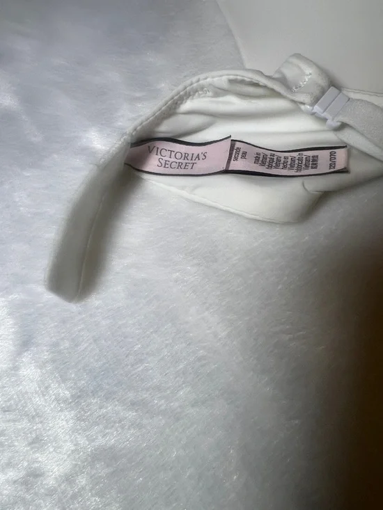 Victoria’s Secret bra T Shirt Lightly Lined No wire 32D - Picture 7 of 7
